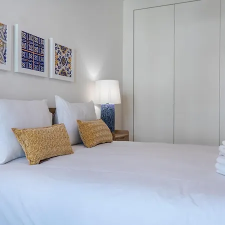Apartamento Two Bedroom With Ac In Baixa By Lovelystay *