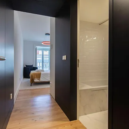 Stunning In Heart Of By Lovelystay