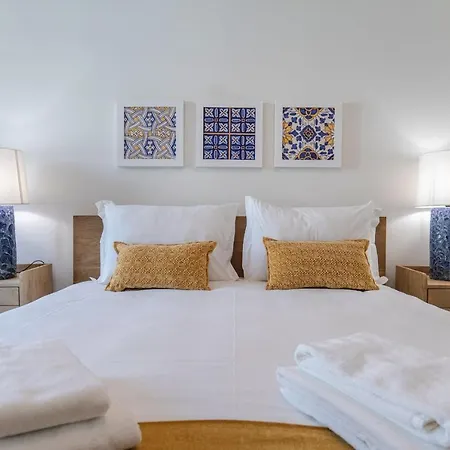 Two Bedroom With Ac In Baixa By Lovelystay Lisbon